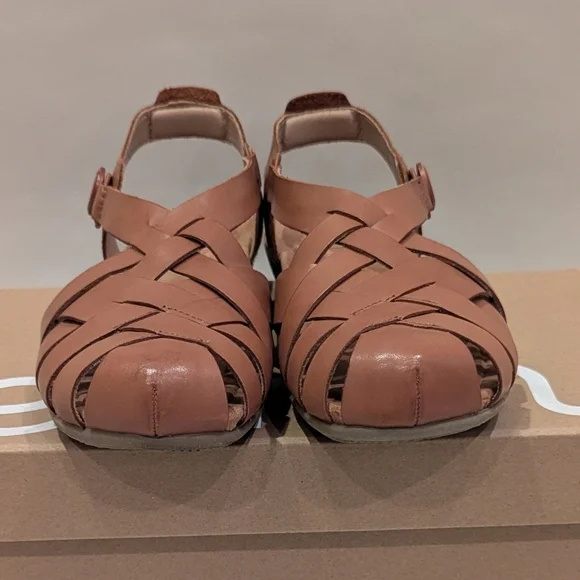 Earth Brown Leather Sandals - Picture 5 of 12